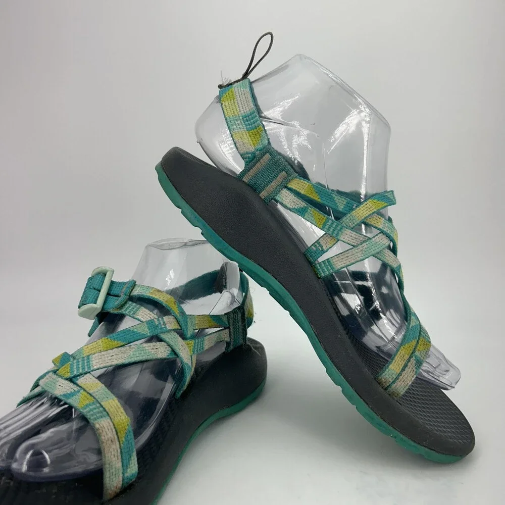 Chaco Sandals Shoes Kids Size 5 Green Strappy Hiking Water Outdoor Sport
